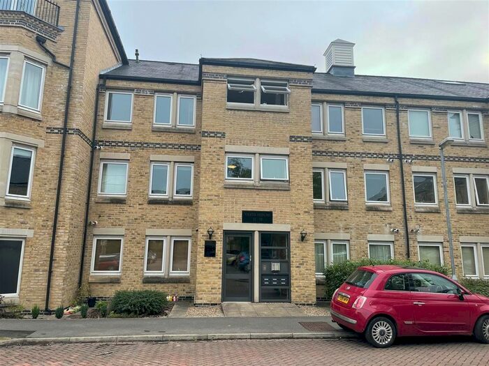 2 Bedroom Flat To Rent In Olympian Court, York, YO10