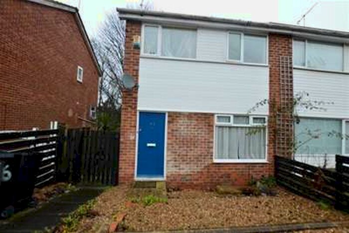 3 Bedroom Semi-Detached House To Rent In Hartley Avenue, Leeds, LS6