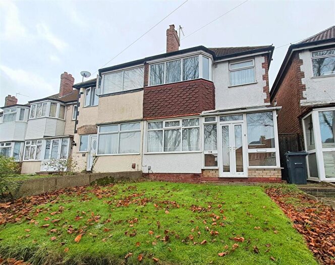 3 Bedroom Semi Detached House For Sale In Rectory Park Road, Sheldon, Birmingham, B26