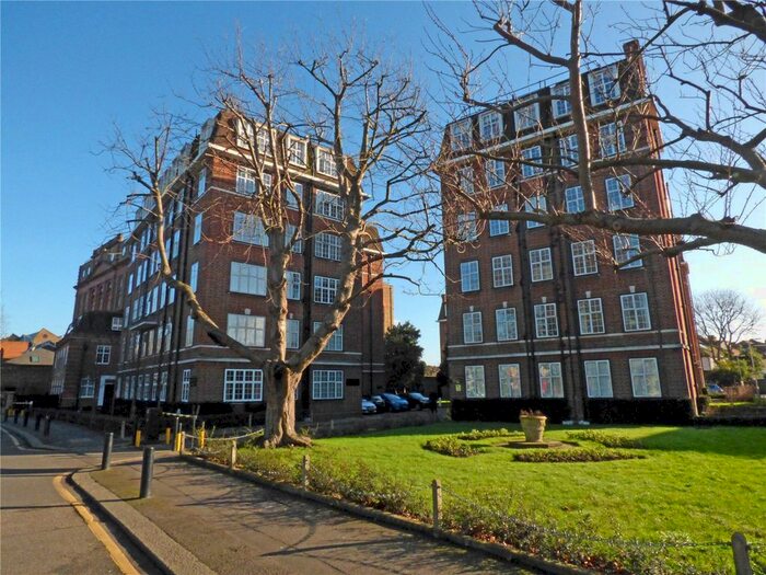1 Bedroom Flat To Rent In Heathfield Court, Heathfield Terrace, Chiswick, W4