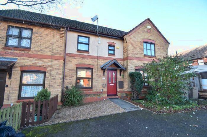 2 Bedroom Terraced House To Rent In Gleneagles Drive, Luton, LU2