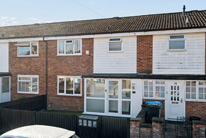 3 Bedroom Terraced House For Sale In Trenchard Road, Holyport, Maidenhead, SL6