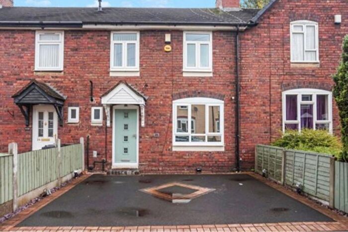 3 Bedroom Terraced House To Rent In Malvern Crescent, Dudley, West Midlands, DY2