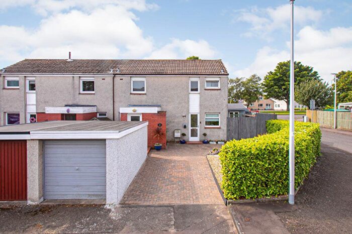 3 Bedroom Semi-Detached House For Sale In Pentland Court, Dalgety Bay, KY11