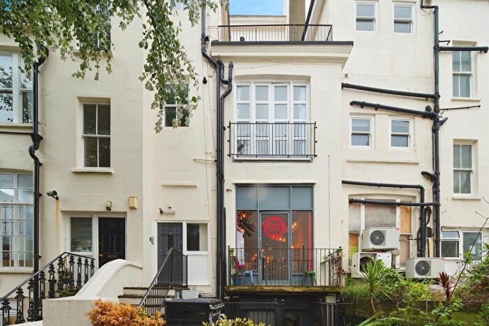 2 Bedroom Apartment For Sale In Sillwood Terrace, Brighton, BN1