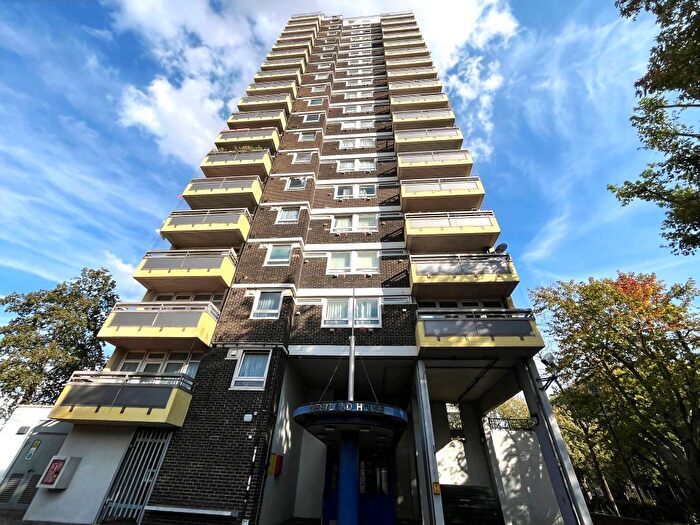 2 Bedroom Flat To Rent In Westland House Rymill Street, London, E16