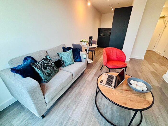 1 Bedroom Flat To Rent In Ordsall Lane, Salford, M5