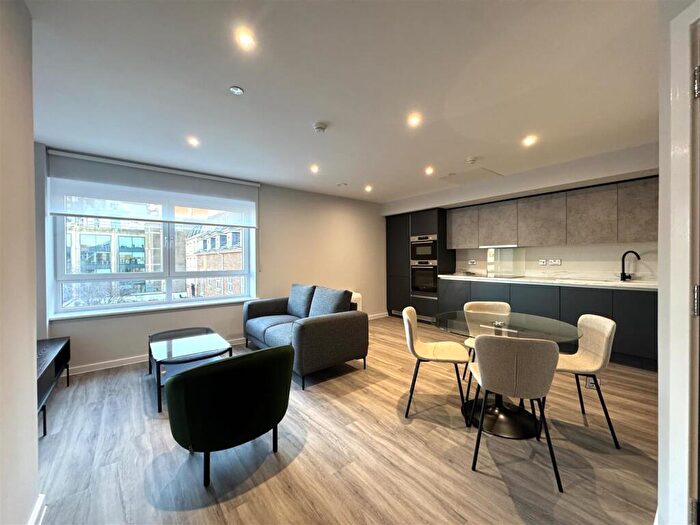 2 Bedroom Apartment To Rent In Caversham Road, Reading, RG1