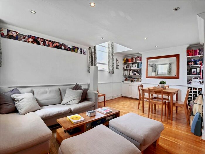 2 Bedroom Flat To Rent In Whittingstall Road, Parsons Green, SW6