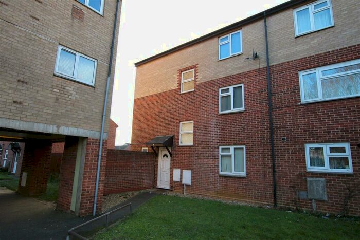 1 Bedroom Terraced House To Rent In Elizabeth Walk, Northampton, NN1