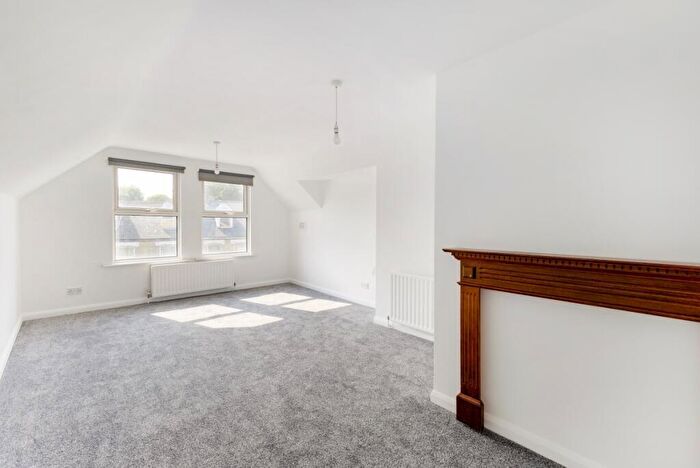 6 Bedroom House To Rent In Casewick Road, West Norwood, SE27