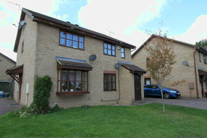 2 Bedroom Semi-Detached House To Rent In Beaulieu Close, Banbury, Oxon, OX16