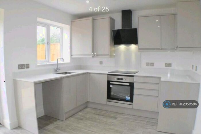 3 Bedroom Semi-Detached House To Rent In Verney Meadow, New Houghton, Mansfield, NG19