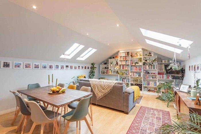 2 Bedroom Maisonette To Rent In L Craighall Road, Edinburgh, EH6