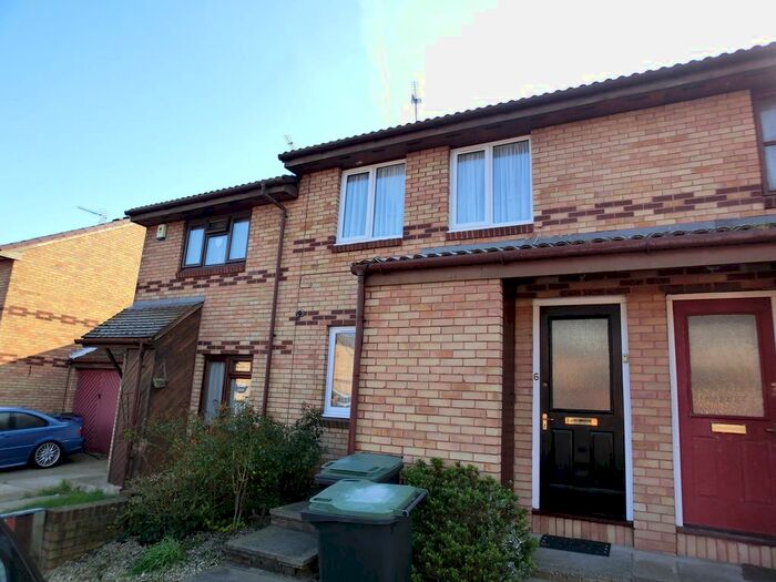 1 Bedroom Maisonette To Rent In Maypole Road, Gravesend DA12