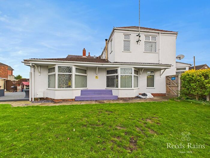 3 Bedroom End Terrace House For Sale In James Reckitt Avenue, Hull, East Riding Of Yorkshire, HU8