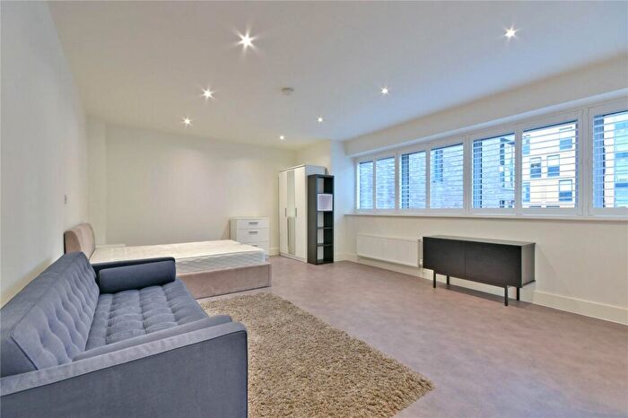 Studio To Rent In Blackburn Road, West Hampstead, NW6