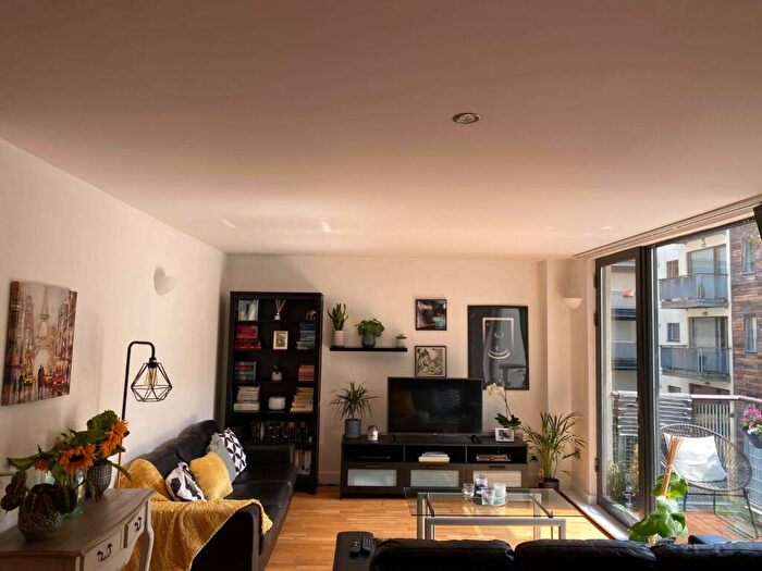 2 Bedroom Apartment To Rent In Advent House, Ancoats, M4