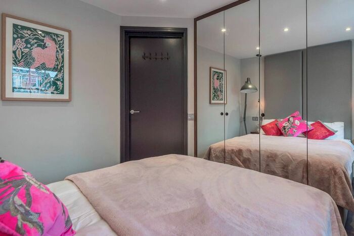1 Bedroom Flat To Rent In Upper Montagu Street, Marylebone, London, W1H