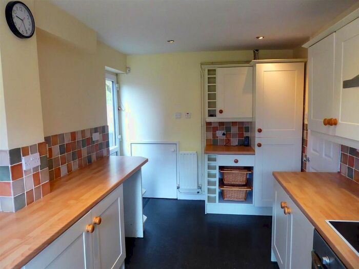 3 Bedroom Semi-Detached House To Rent In Farm Lees, Charfield, Charfield GL12