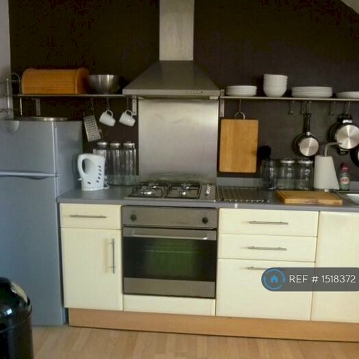 1 Bedroom Penthouse To Rent In Ringstead Road, London, SE6