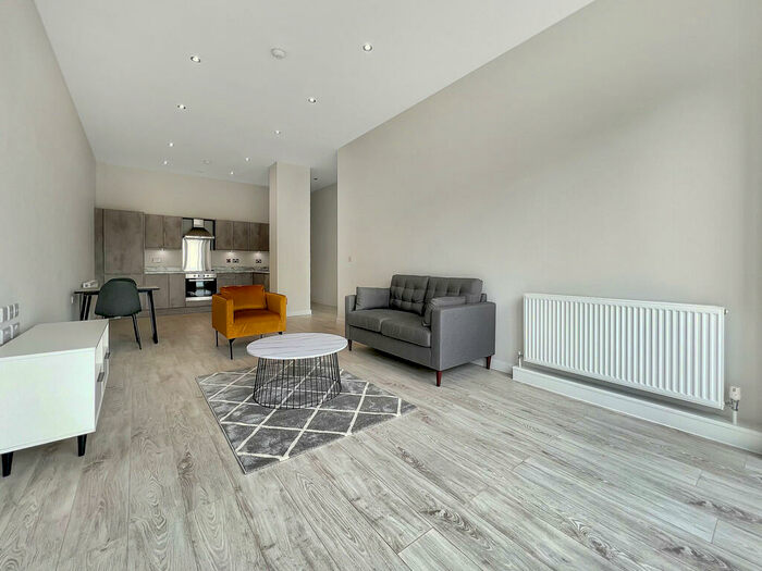 1 Bedroom Apartment To Rent In Block B, Victoria Riverside, LS10