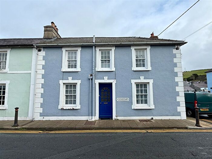 3 Bedroom Property For Sale In Lower Regent Street, Aberaeron, SA46