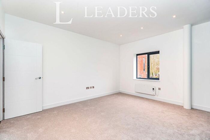 2 Bedroom Apartment To Rent In The Studio, Southampton, SO40