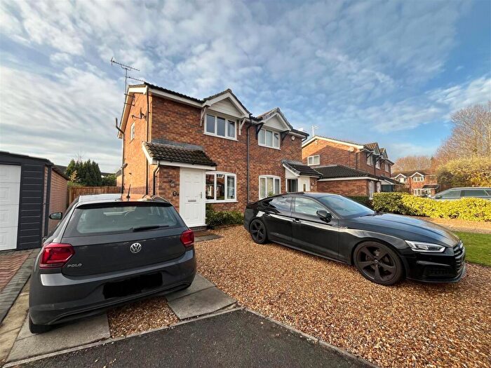 2 Bedroom House To Rent In Dorchester Close, Wilmslow, Cheshire, SK9