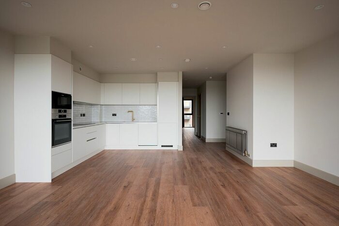 2 Bedroom Flat To Rent In The Sessile, Ashley Road, London, N17