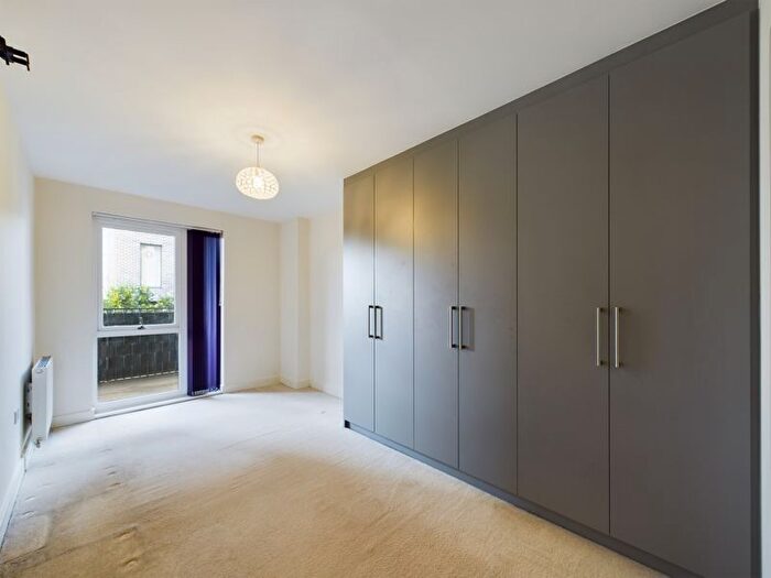 2 Bedroom Flat For Sale In Guardian Avenue, London, NW9