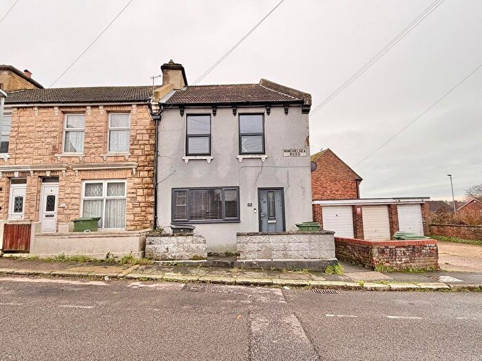 3 Bedroom End Terrace House For Sale In Winchelsea Road, Hastings, TN35