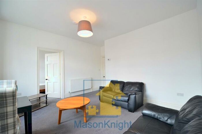 2 Bedroom Apartment To Rent In For Both Student And Professional Harborne, Birmingham, B17
