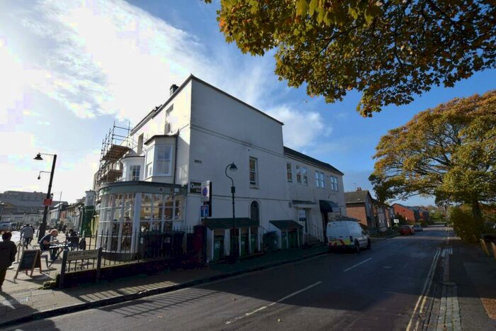 3 Bedroom Flat To Rent In Bedford Place, Southampton, SO15