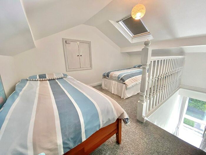 2 Bedroom Flat To Rent In Barwood View, Lower Warberry Road, Torquay, TQ1