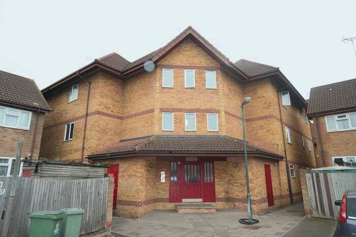 1 Bedroom Property To Rent In Colombus Square, Erith DA8