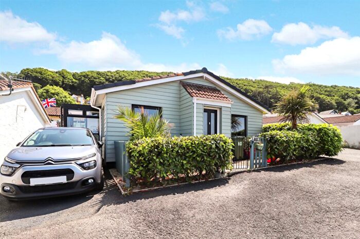 2 Bedroom Detached Bungalow For Sale In Kingsley Park, Westward Ho, Bideford, Devon, EX39