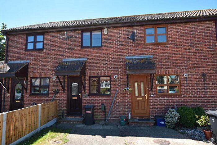 2 Bedroom House For Sale In Buchanan Way, Latchingdon, Chelmsford, CM3