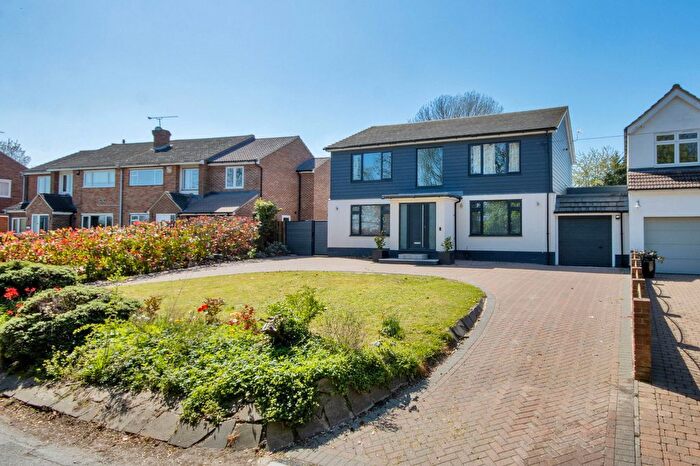 4 Bedroom Detached House For Sale In Norwood Lane, Meopham, Gravesend, Kent, DA13