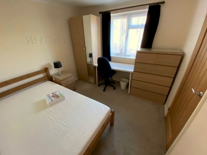 1 Bedroom End Of Terrace House To Rent In Bishops Way, Canterbury, CT2