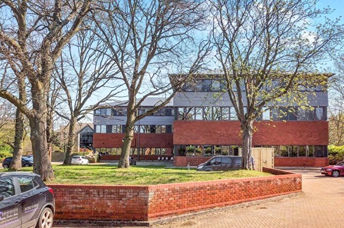 1 Bedroom Apartment To Rent In Oak House Fleet, GU51