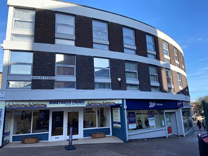 1 Bedroom Apartment To Rent In Flat Churchill House, B63