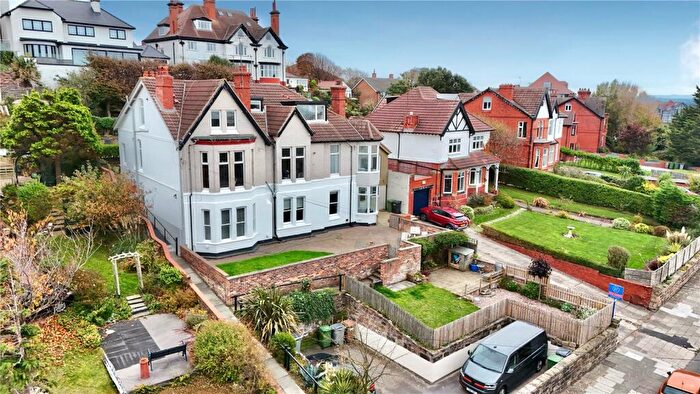 2 Bedroom Apartment For Sale In Warren Drive, Wallasey, Merseyside, CH45