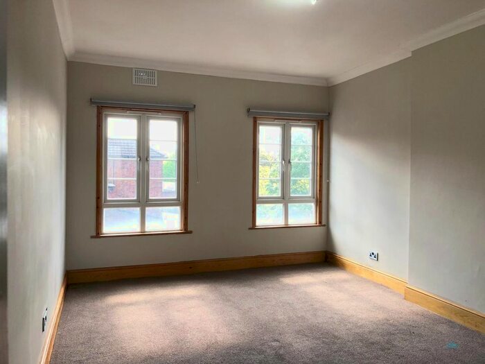 1 Bedroom Flat To Rent In Burleigh Parade, Burleigh Gardens, Southgate, N14