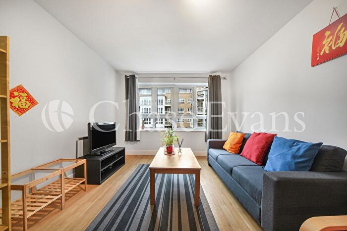 1 Bedroom Flat To Rent In St Davids Square, Isle Of Dogs, London, E14