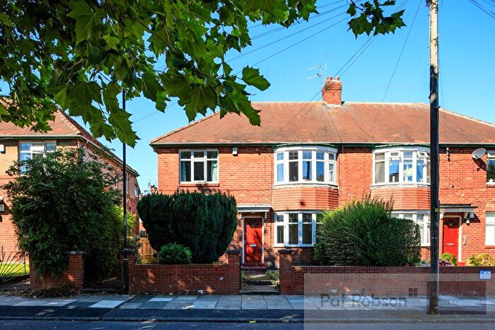 2 Bedroom Apartment To Rent In Strathmore Road, Gosforth, Newcastle Upon Tyne, NE3