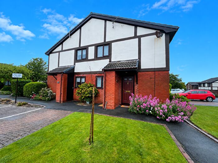 1 Bedroom Terraced House For Sale In Boleyn Court, Dalkeith Avenue, Blackpool, FY3