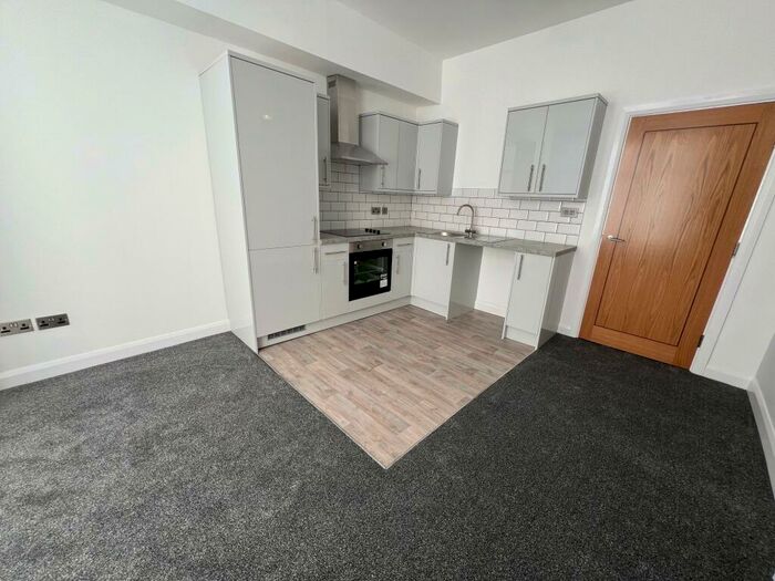 2 Bedroom Flat To Rent In St.Patricks Road, Lytham St.Annes, FY8