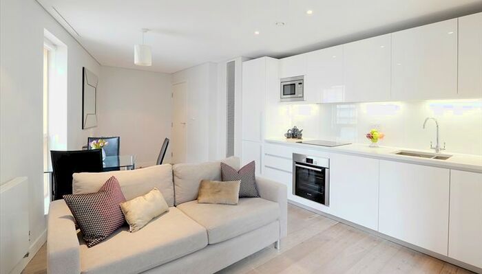 2 Bedroom Flat To Rent In Merchant Square East, Paddington, W2