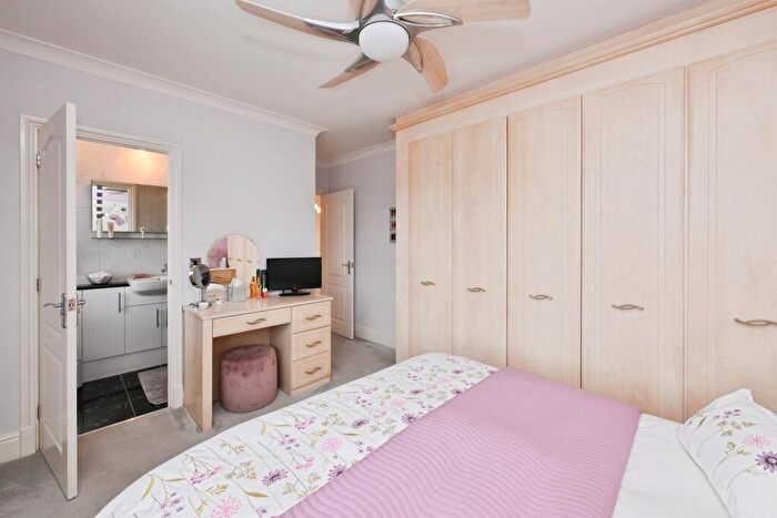 4 Bedroom Detached House For Sale In Major Haddock Close, Royston, SG8